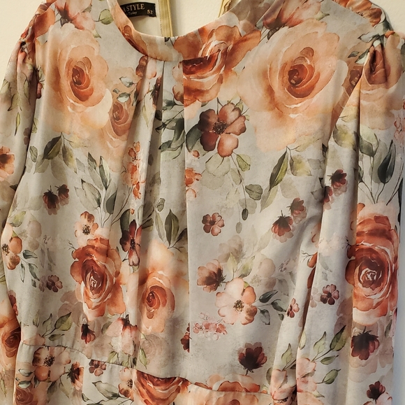 Abaya - Picture 2 of 2